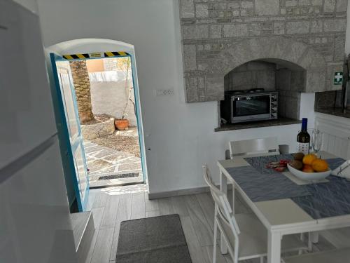 Photo #2 of Villa Sylvia in Pedi, Greece