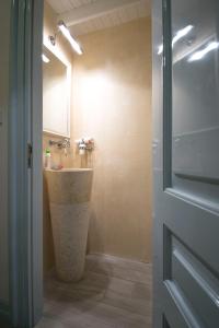 Photo #5 of Villa Sylvia in Pedi, Greece