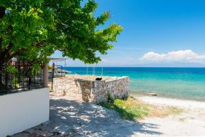 Photo #5 of Ioanna Studios in Prinos, Greece