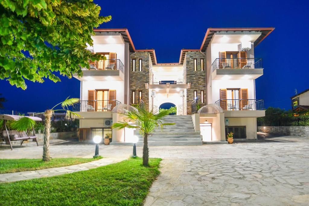 Photo of Villas Velizarius in Salonikiou, Greece