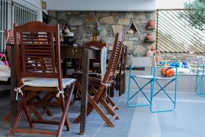 Photo #4 of Georgia's House in Marathos, Greece