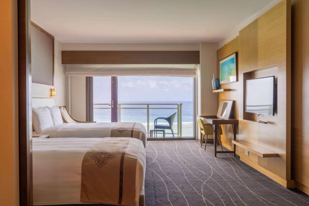 Photo of Dusit Thani Guam Resort in Tumon, Guam