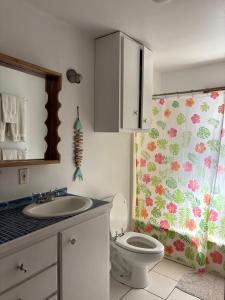 Photo #4 of Seabreeze Inn in West End, Honduras