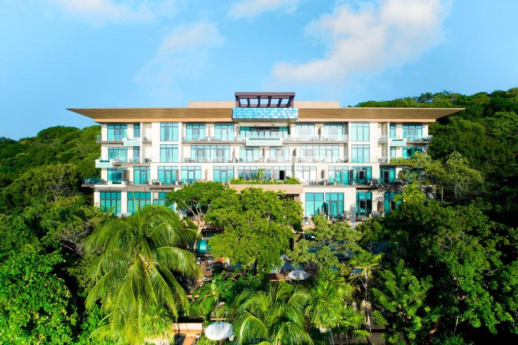 Photo of Kimpton - Grand Roatan Resort and Spa in West Bay, Honduras