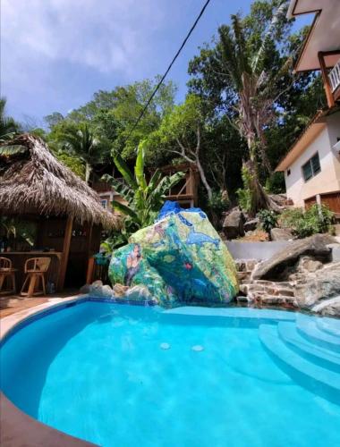 Photo #2 of Casa de Diamantes in Tela, Honduras