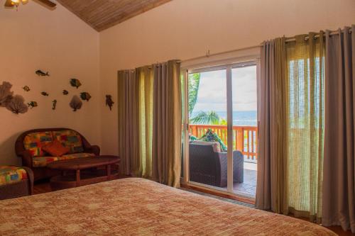Photo #2 of WEST Bay BEACHFRONT in West End, Honduras
