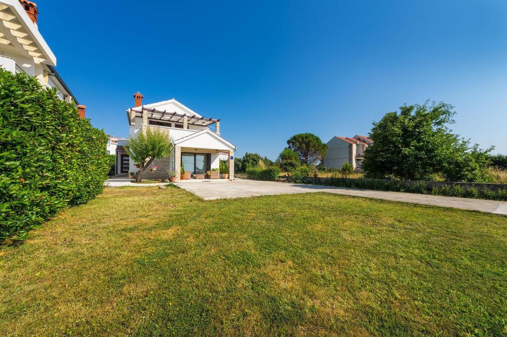 Photo of Apartments Dražnik in Zaton, Croatia