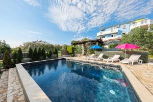 Photo #4 of Luton Apartment Zadar Kozino Heating Pool & Jacuzzi in Zadar, Croatia