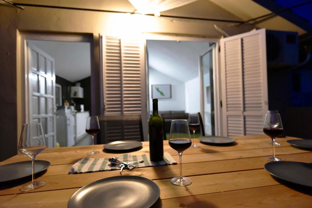 Photo of Apartmani Vinetan in Betina, Croatia