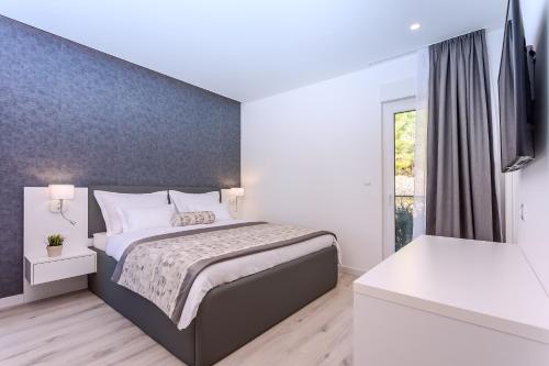 Photo #2 of Villa Topaz in Dugi Rat, Croatia