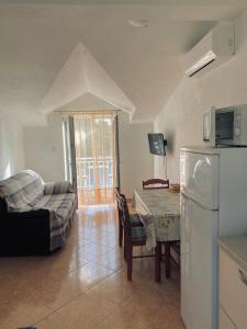 Photo #6 of Apartmani Mima in Nečujam, Croatia