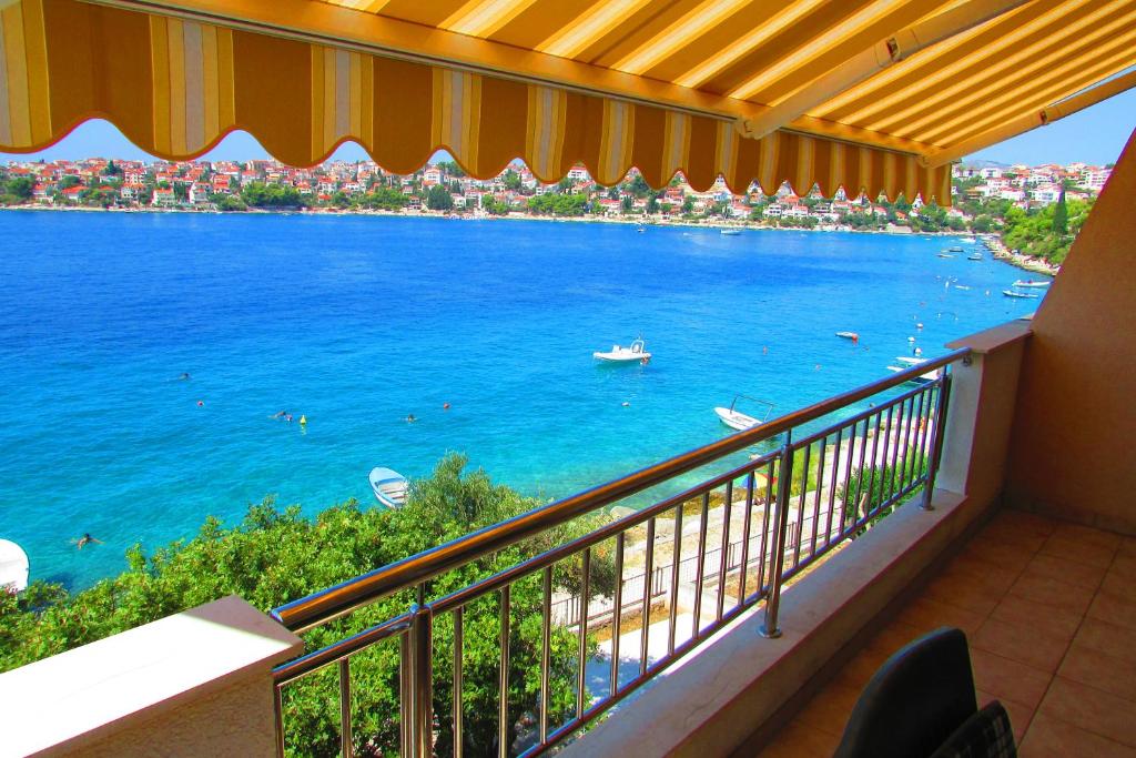 Photo #1 of Apartments Dominika in Okrug Gornji, Croatia