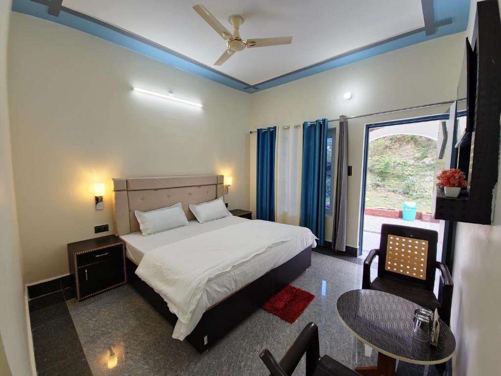 Photo of Hotel HBH Himalaya's Beautiful Hills in Maneri, India