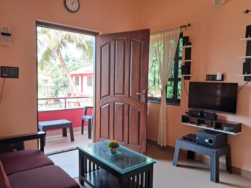 Photo #2 of Villa Effy 3 Bedrooms - Entire Villa 1800 sq ft in Fatrade, India