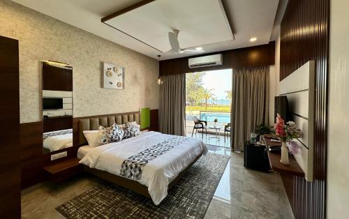 Photo #2 of Aqualina in Malvan, India