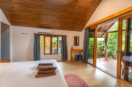 Photo #2 of Simrose in Agonda, India