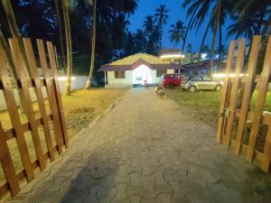 Photo #5 of Hotel seafront in Murud, India
