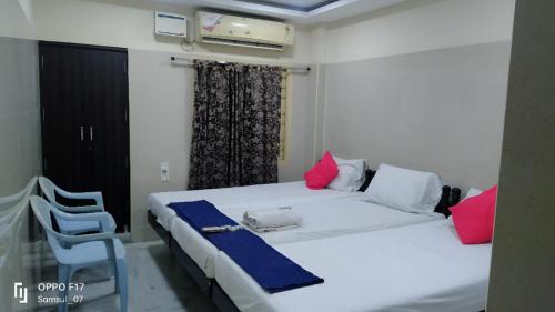 Photo #2 of Gemini Guest House in Chennai, India