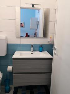 Photo #4 of Short Lets Vacanze "Massimo" in Trappeto, Italy