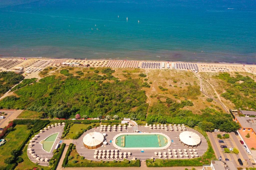Photo of Solidago Residence in Calambrone, Italy