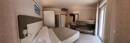 Photo #3 of Hotel Record in Riccione, Italy