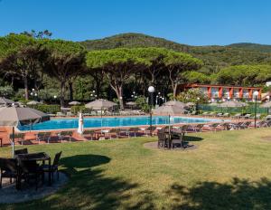 Photo #4 of Hotel Desiree in Procchio, Italy