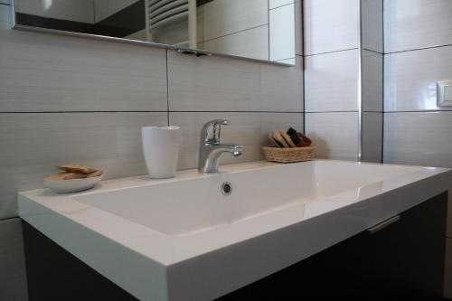 Photo #2 of Central Rooms in Lido di Noto, Italy