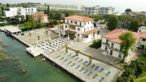 Photo #3 of Hotel Villa Trieste in Sirmione, Italy