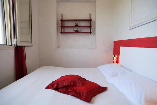Photo #2 of Finestre Sul Mare Salento - CasaVacanza in Punta Prosciutto, Italy