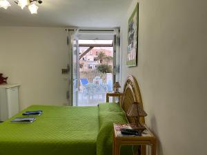 Photo #4 of Ponzamania Appartamenti da Silverio in Le Forna, Italy