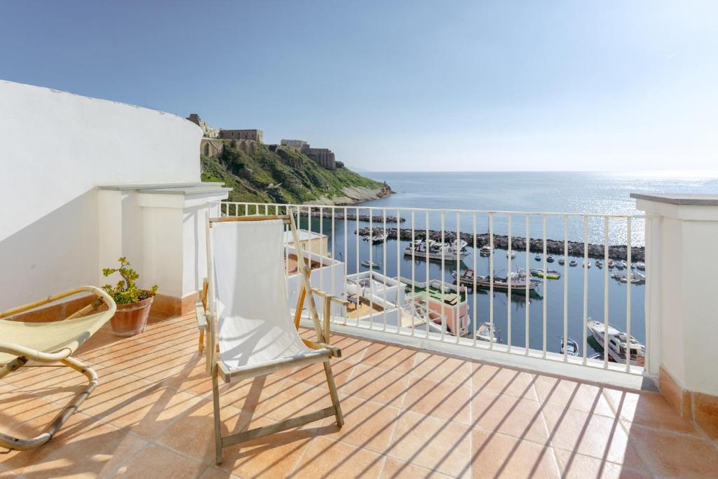 Photo of TORRETTA CORRICELLA- Punta dei Monaci in Procida, Italy
