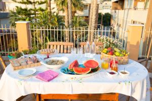 Photo #4 of B&b Olas Del Mar in Cefalù, Italy