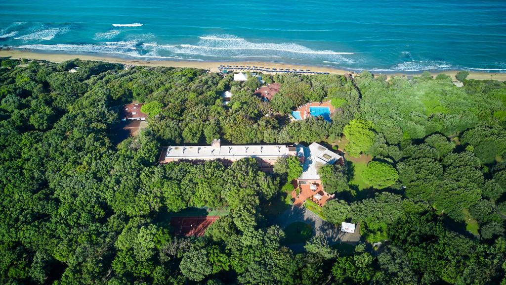 Photo of Park Hotel I Lecci in San Vincenzo, Italy