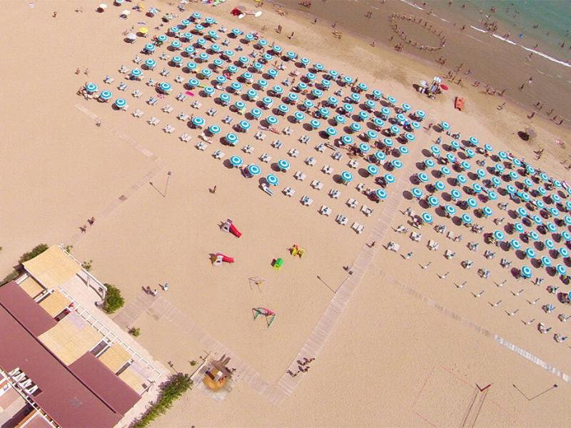 Photo of Baia Degli Aranci Suite & Apartments in Vieste, Italy