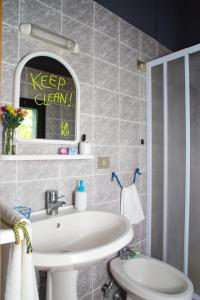 Photo #4 of Lako Hostel in Capodimonte, Italy