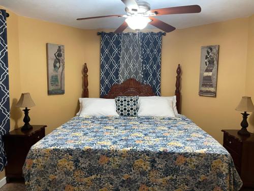 Photo #2 of McFarlane's Place in Ocho Rios, Jamaica