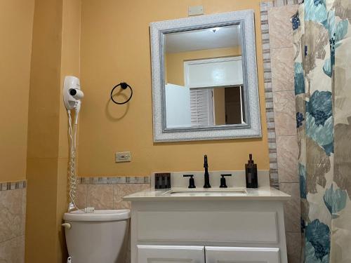 Photo #3 of McFarlane's Place in Ocho Rios, Jamaica