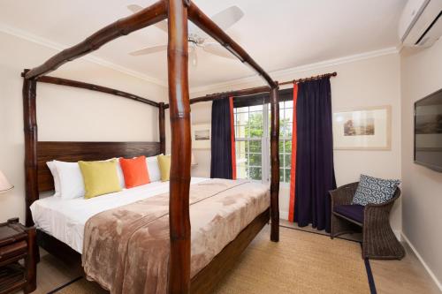 Photo #2 of Jamaica Time Driftwood at Sea Palms 3BR 3BA Condo in Ocho Rios with Pool and Beach Front with Views ONLY 10 Mins from Ochi Intl Airport Direct flight from Miami in Tower Isle, Jamaica