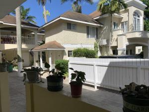 Photo #6 of Comfy Stay in Jamaica -Enjoy 7 Miles of White Sand Beach! villa in Negril, Jamaica