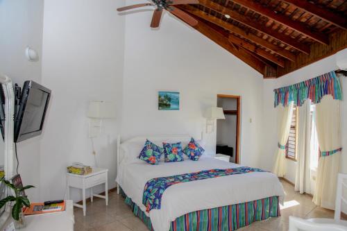 Photo #2 of Negril Treehouse Resort in Negril, Jamaica