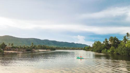 Photo #3 of Sabay Beach in ក្រុងកំពត, Cambodia