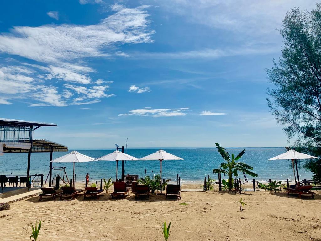 Photo #1 of Naroth Beach Bungalow in ក្រុងព្រះសីហនុ, Cambodia