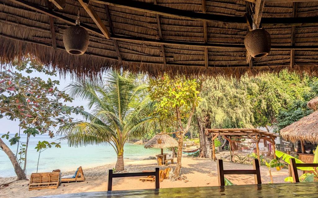 Photo of KAMAKU Bungalows in Sanloem, Cambodia