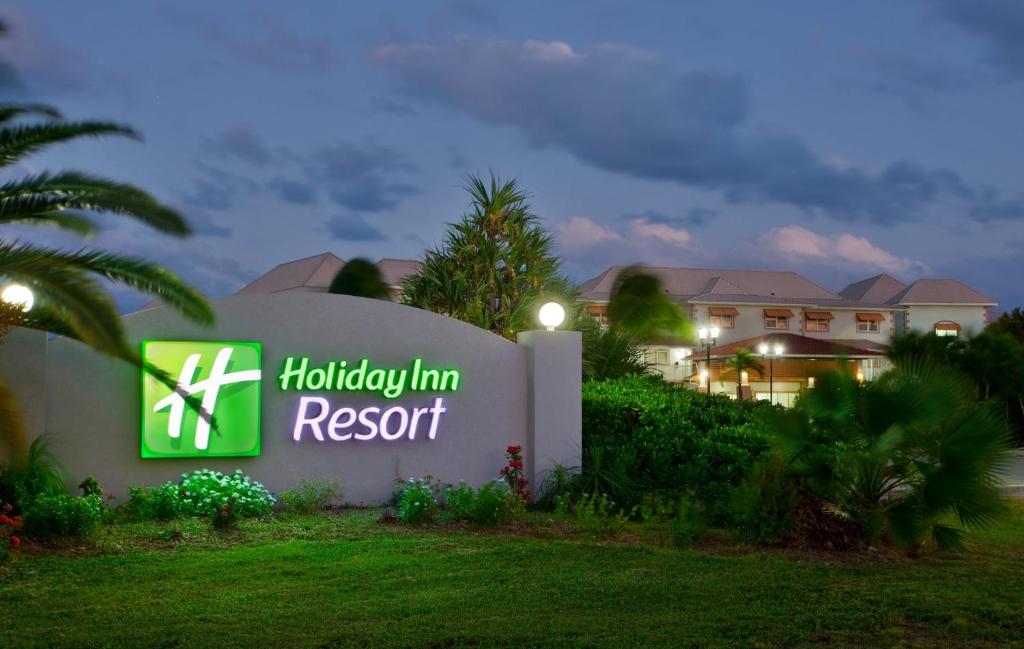 Photo #1 of Holiday Inn Resort Grand Cayman by IHG in George Town, Cayman Islands