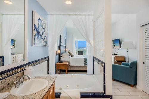 Photo #2 of Wyndham Reef Resort, Grand Cayman in East End, Cayman Islands