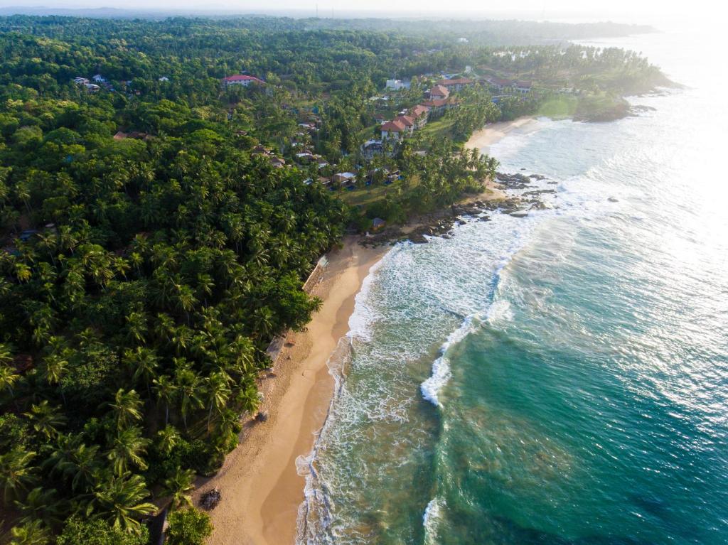 Photo of Palm Paradise Cabanas & Villas Beach Resort in Tangalle, Sri Lanka