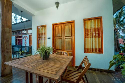Photo #2 of Hotel Athina & Restaurant in Chilaw, Sri Lanka