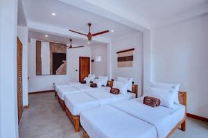 Photo #4 of The Green Rooms Surf & Yoga Camp - ON THE BEACH - Prime location Renovated 2024 in Weligama, Sri Lanka