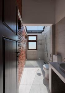 Photo #4 of Bungalow By The Beach in Hungama, Sri Lanka