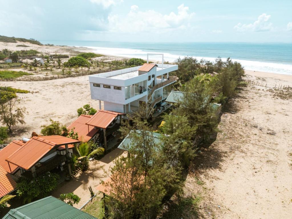 Photo #1 of Stay Golden in Arugam Bay, Sri Lanka